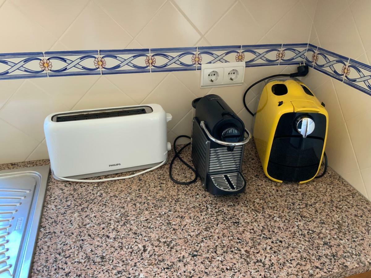אלבופיירה Guest House Alfarrobeiras מראה חיצוני תמונה